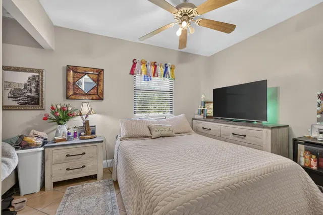  Residence photo 30