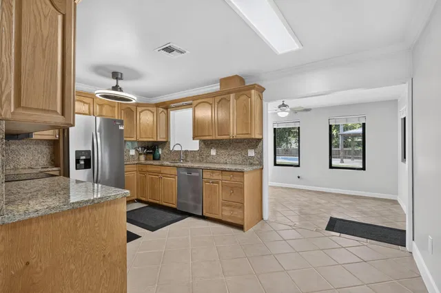  Residence photo 39