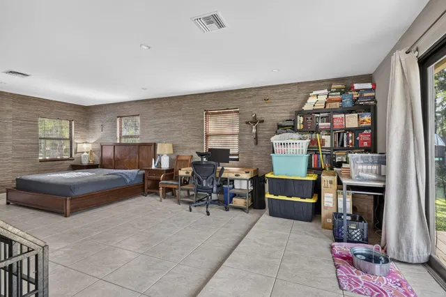  Residence photo 45