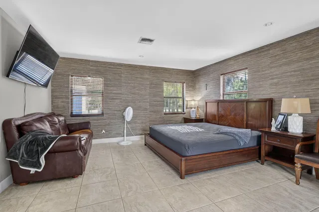  Residence photo 47