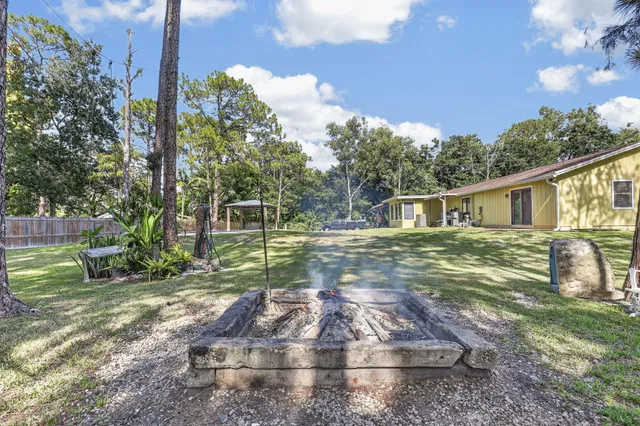  Residence photo 72