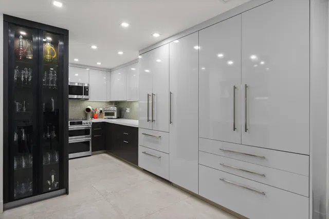 North End Palm Beach Unit 209 photo 4