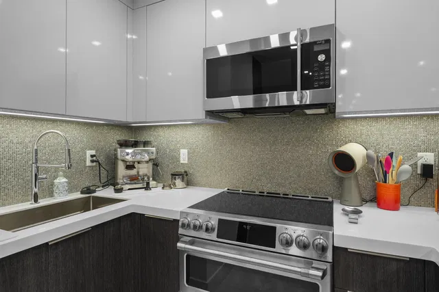 North End Palm Beach Unit 209 photo 6