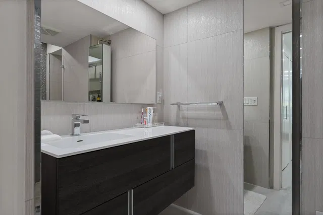 North End Palm Beach Unit 209 photo 12