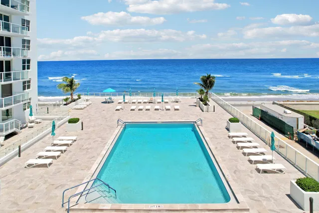 The Patrician of Palm Beach Unit 4040 photo 15