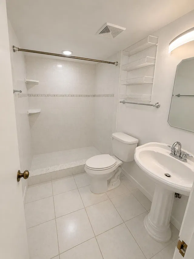  Unit 247 photo 9