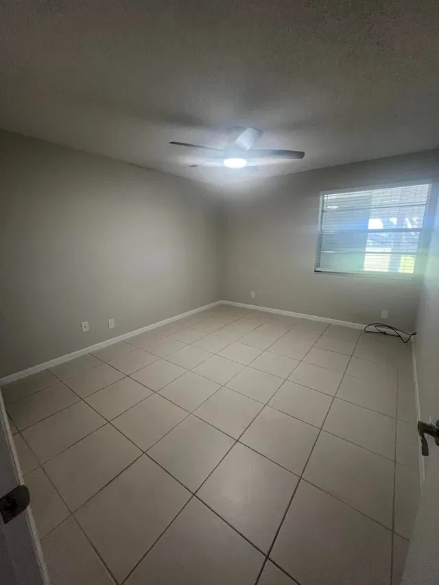 Residence photo 10
