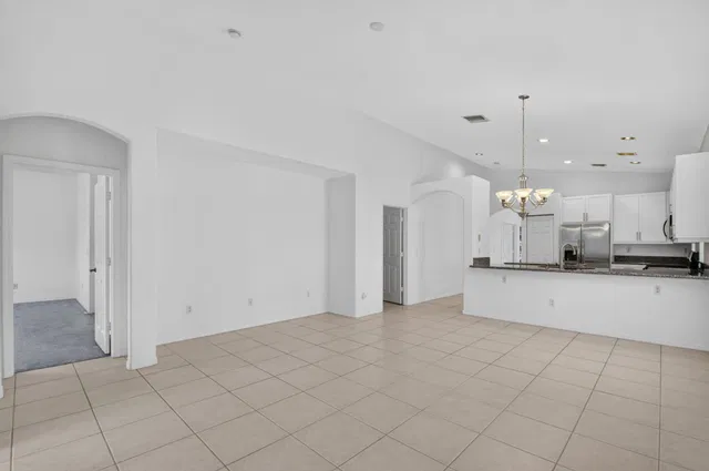  Residence photo 12