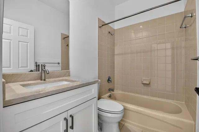  Residence photo 17