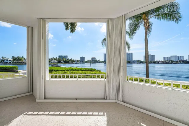 Boca Raton Unit 1030 photo 30