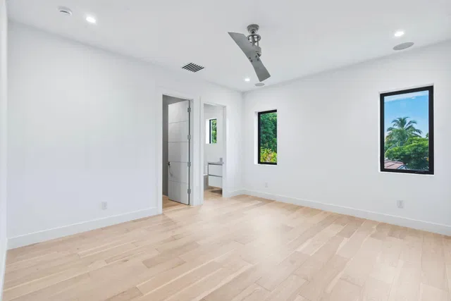  Residence photo 26