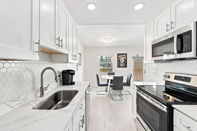 Residence photo 5
