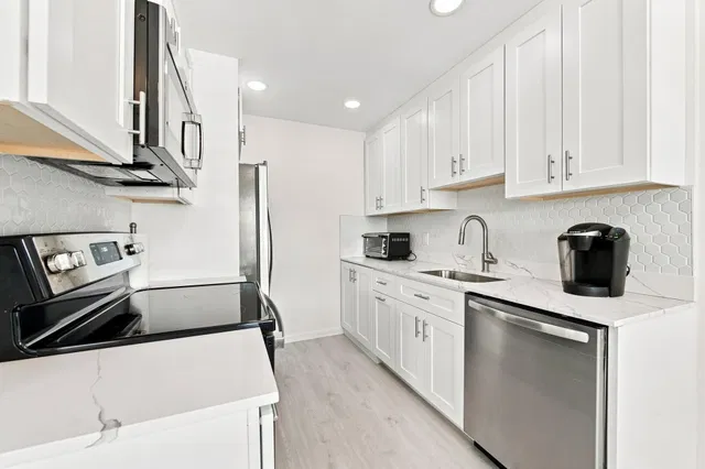 Residence photo 6