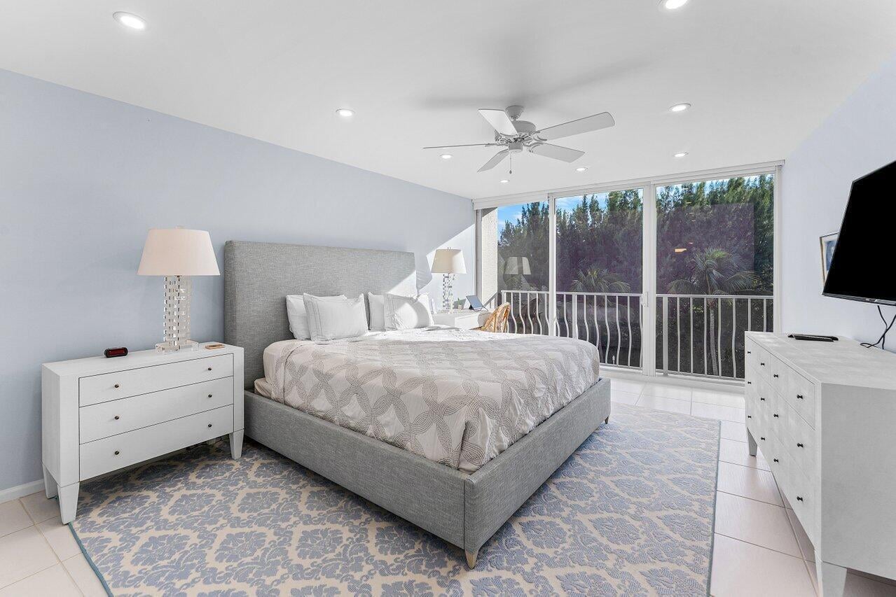 South Palm Beach Unit 409 photo 8