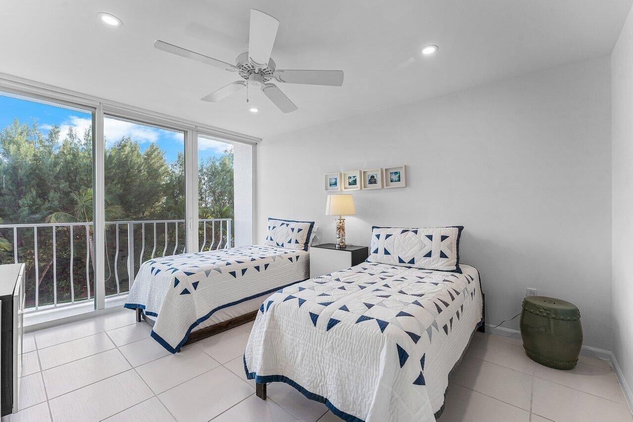 South Palm Beach Unit 409 photo 12