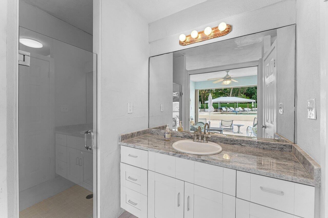 South Palm Beach Unit 409 photo 17