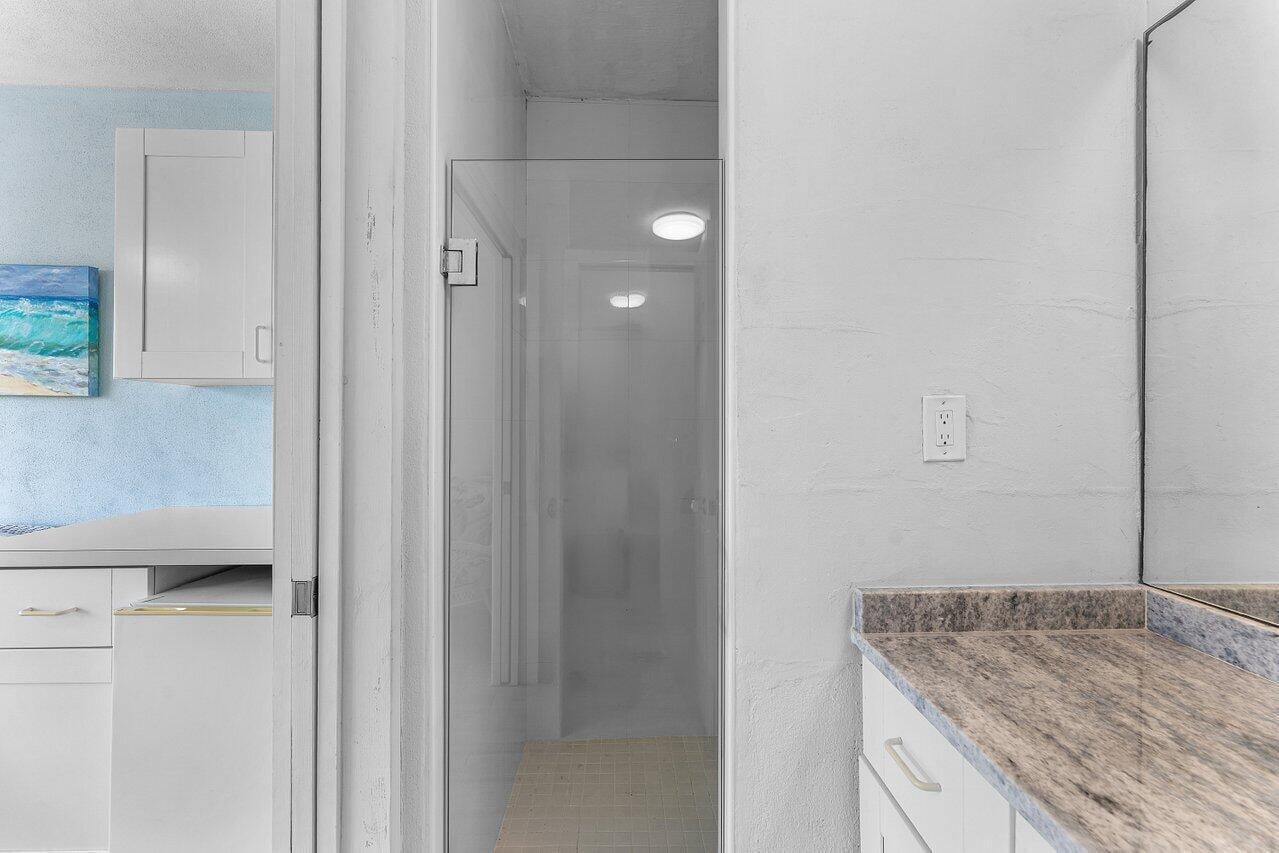 South Palm Beach Unit 409 photo 18