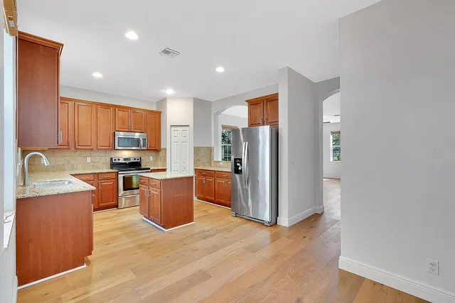 Canterbury Place Residence photo 5