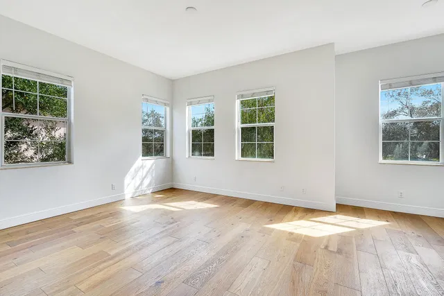 Canterbury Place Residence photo 8