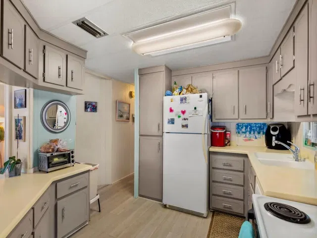  Residence photo 12