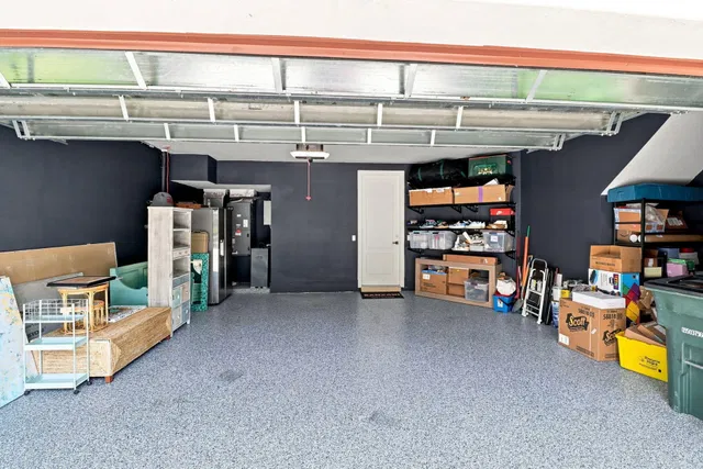 Residence photo 39
