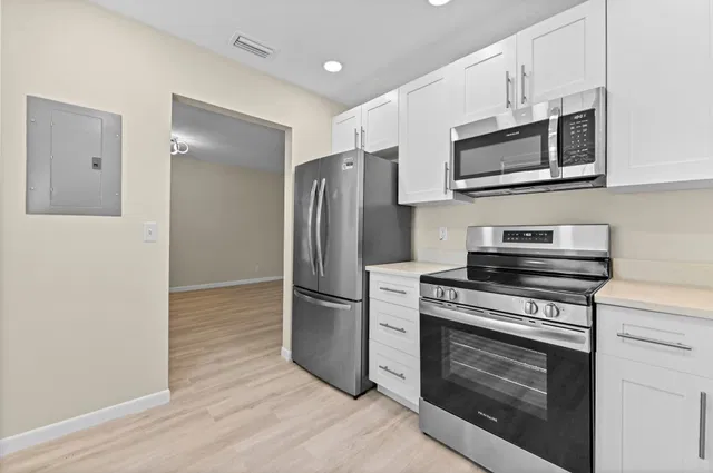  Residence photo 10