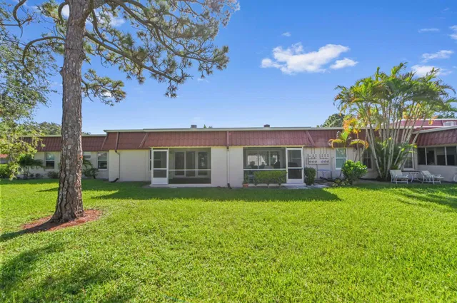  Residence photo 19