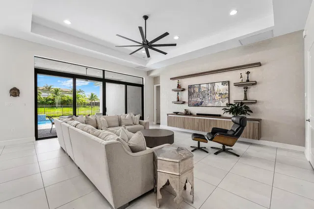 Valencia Grand Residence photo 14