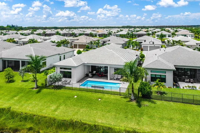 Valencia Grand Residence photo 45