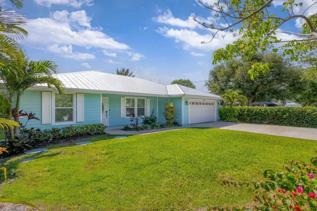 Residence photo 3