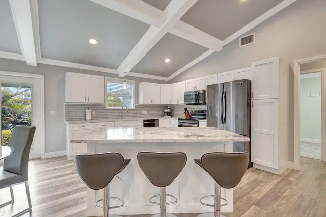 Residence photo 11