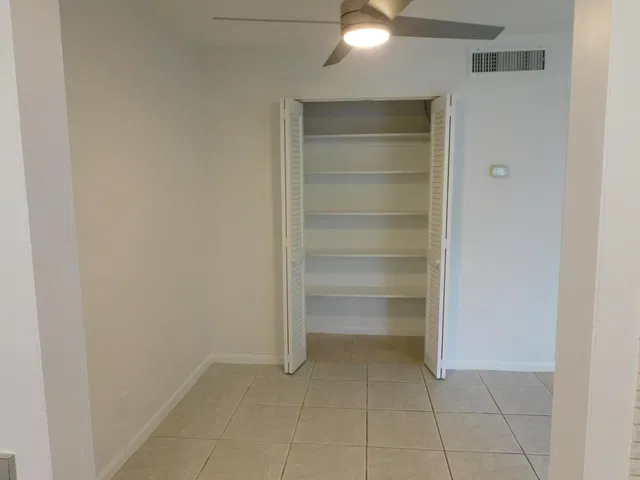 Unit 103 photo 5