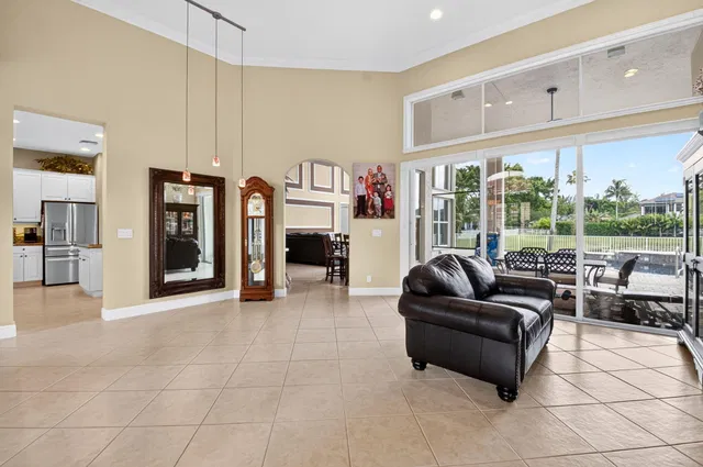 Residence photo 11