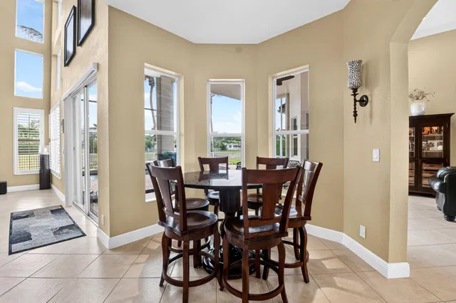 Residence photo 25