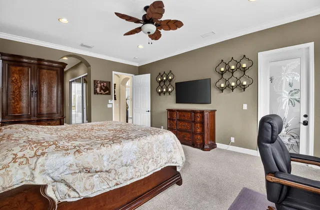 Residence photo 35
