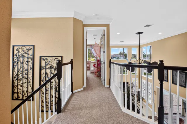 Residence photo 47