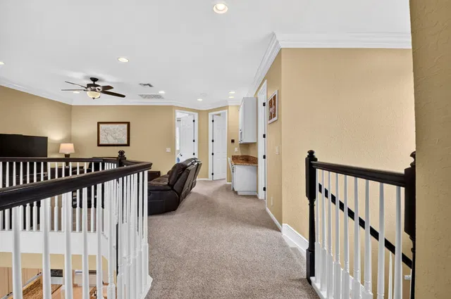 Residence photo 48
