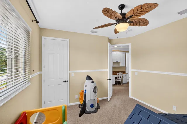 Residence photo 54