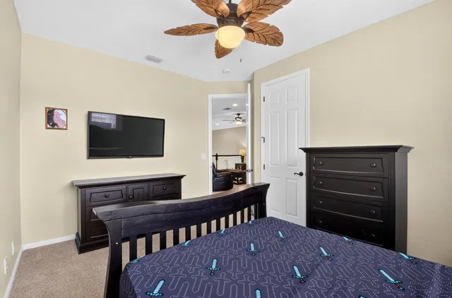 Residence photo 56