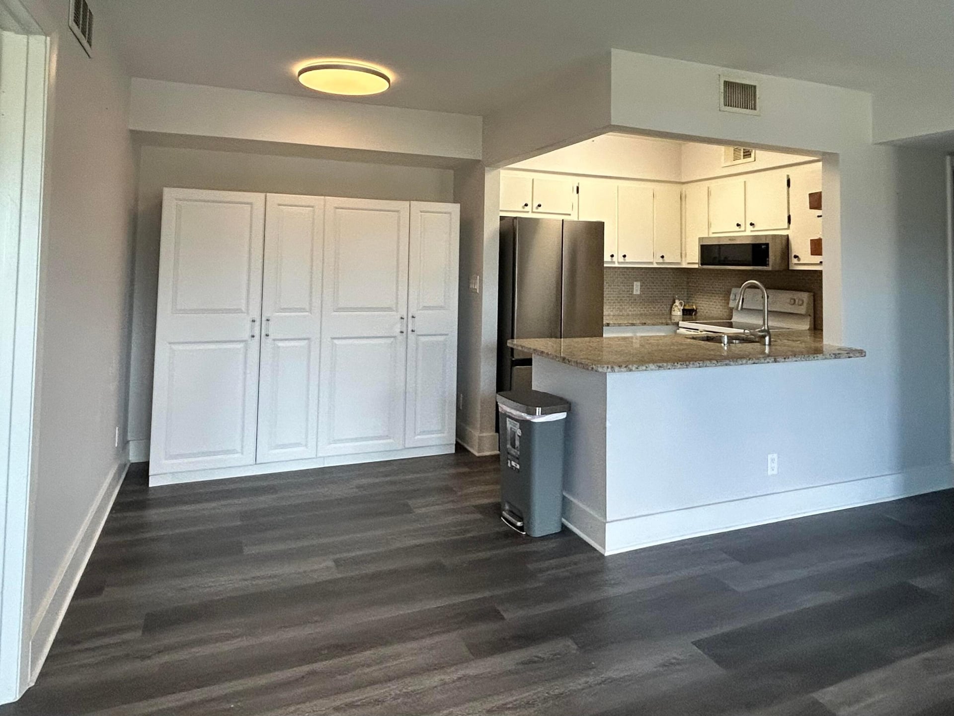 Residence photo 3