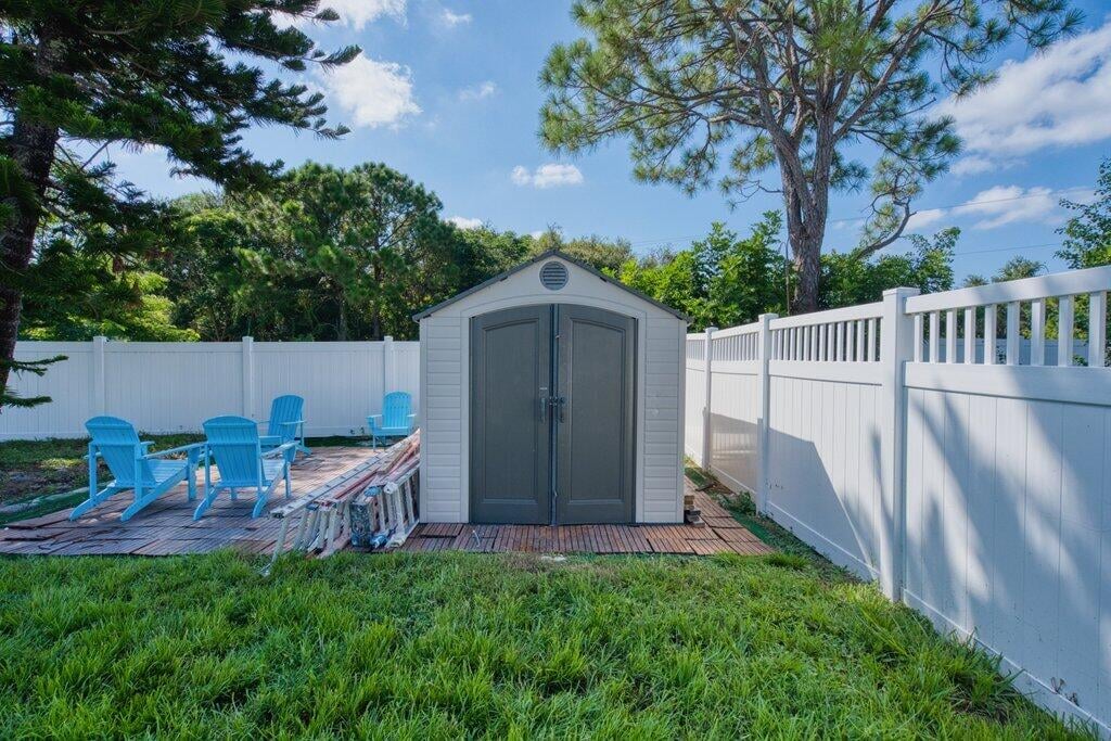  Residence photo 17