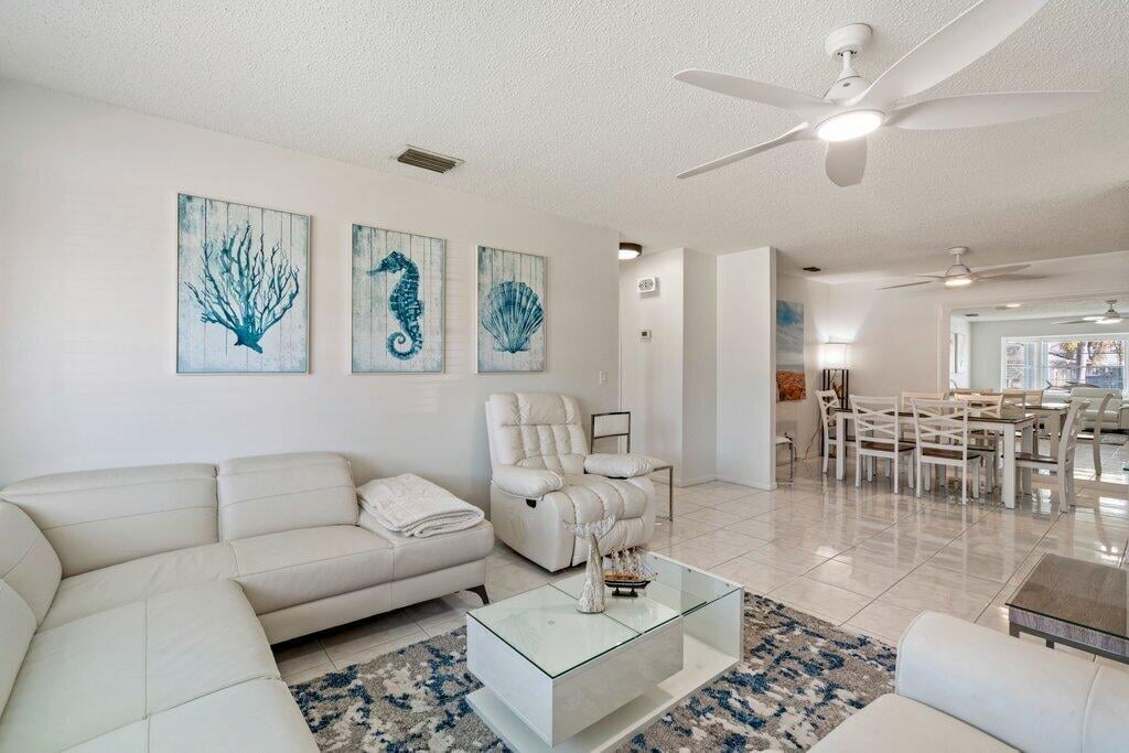  Residence photo 24