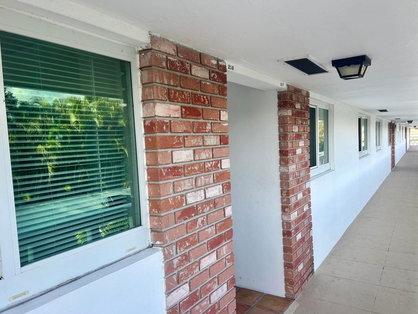 Unit 216 photo 4