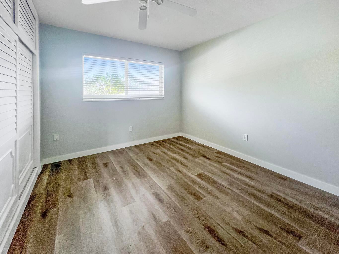 Unit 216 photo 12