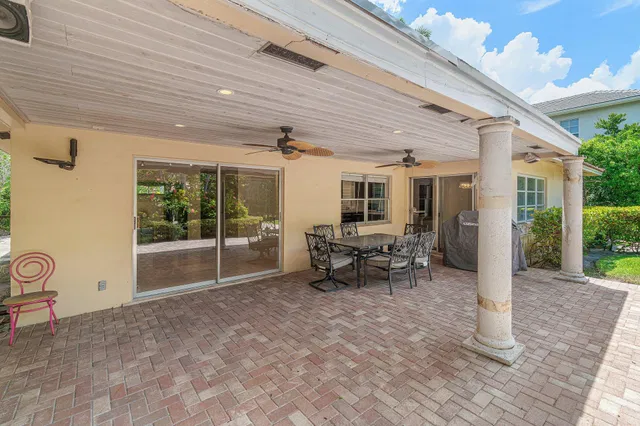  Residence photo 29