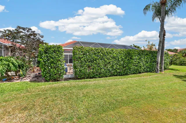 Residence photo 49