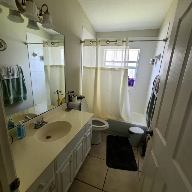 Residence photo 8