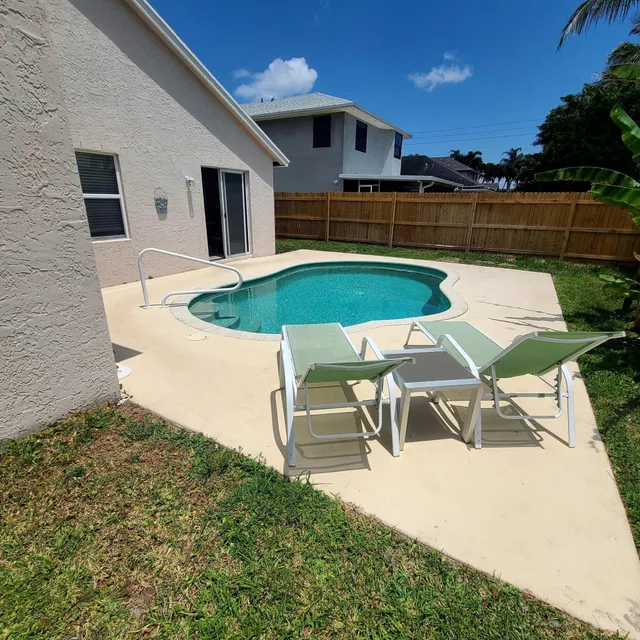 Residence photo 15