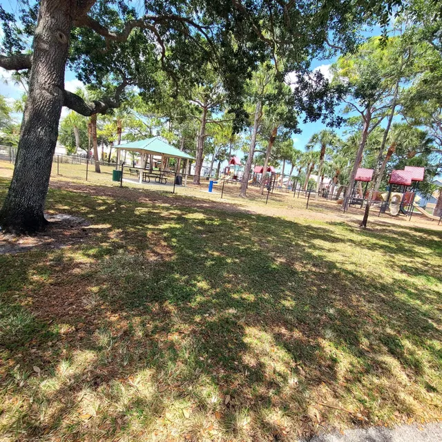 Residence photo 22