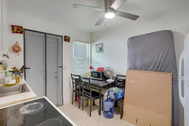  Residence photo 13